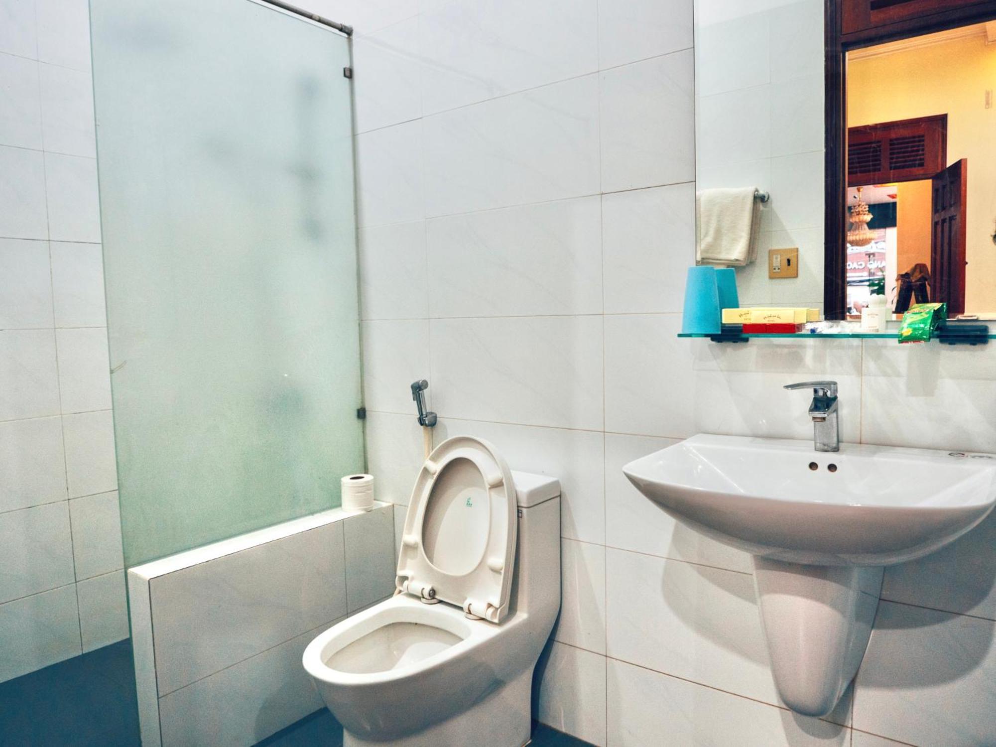 Huynh Gia Bao Hotel เบ๋าลอก ภายนอก รูปภาพ