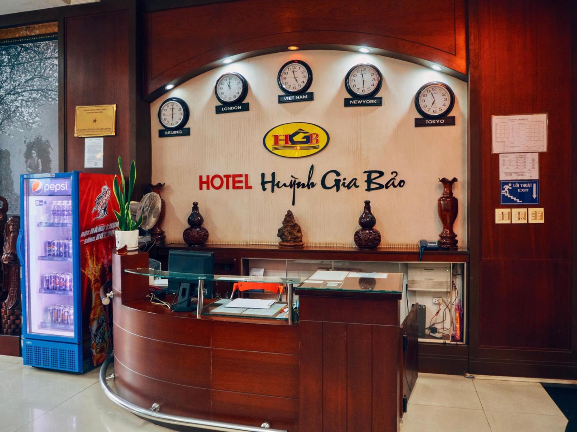 Huynh Gia Bao Hotel เบ๋าลอก ภายนอก รูปภาพ