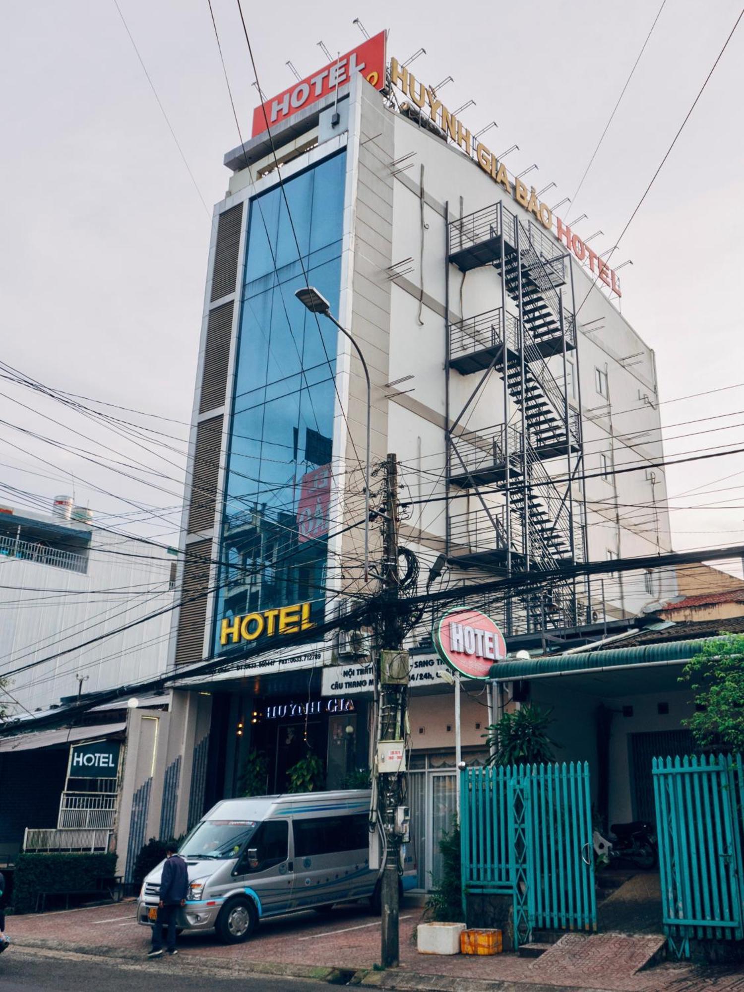 Huynh Gia Bao Hotel เบ๋าลอก ภายนอก รูปภาพ
